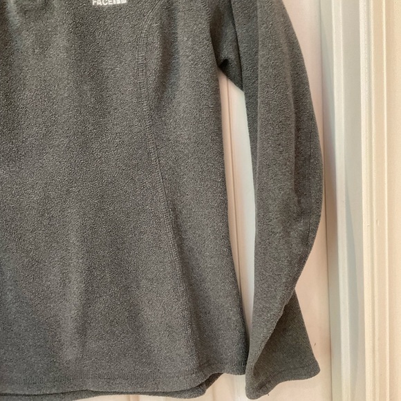 The North Face Pullover Quarter Sip Fleece Jacket, Grey, Women’s Size Small - Picture 6 of 15